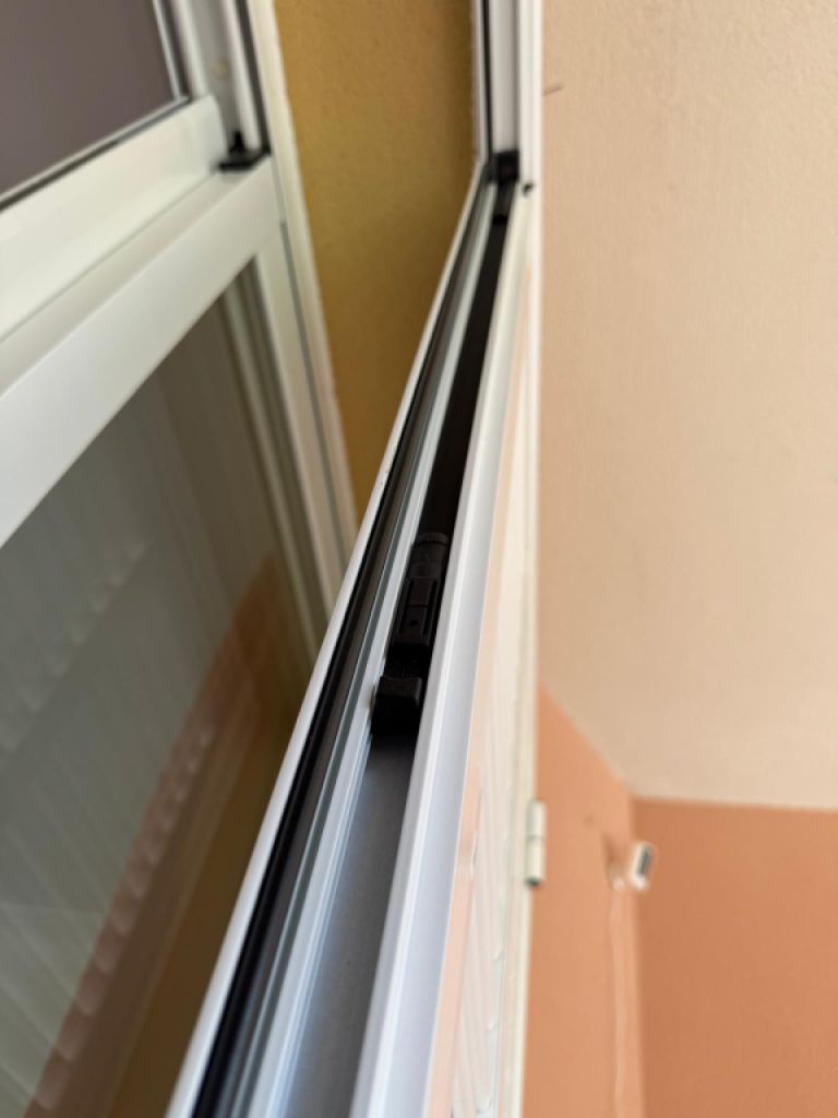 Mallorca persiana de aluminio blanca