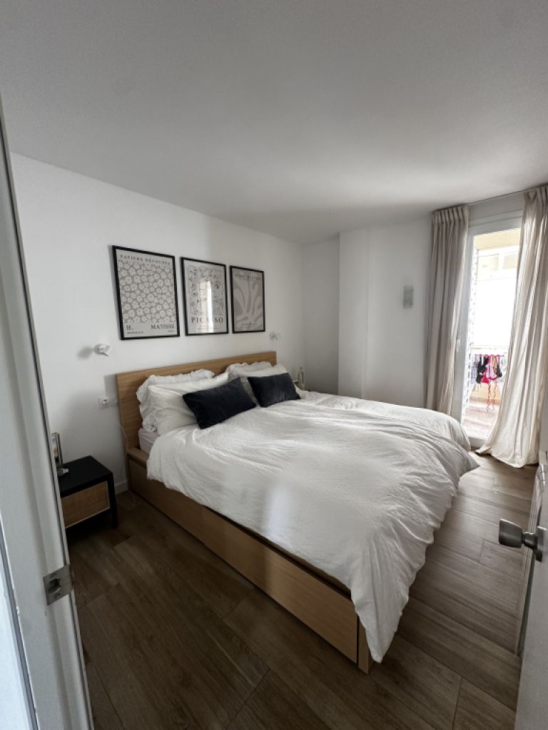 Cama Malm 180x200 con cajones