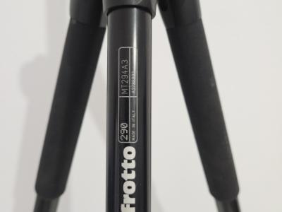 MANFROTTO 290 trípode de aluminio, de tres patas con funda para trípode