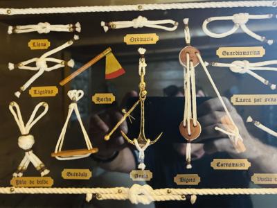 Maritime Knot Set. (38 x 26 cm)