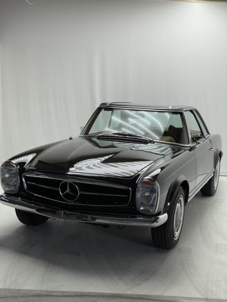 Mercedes 280 SL Pagoda en estado impecable
