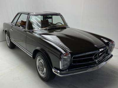 Mercedes 280 SL Pagoda en estado impecable