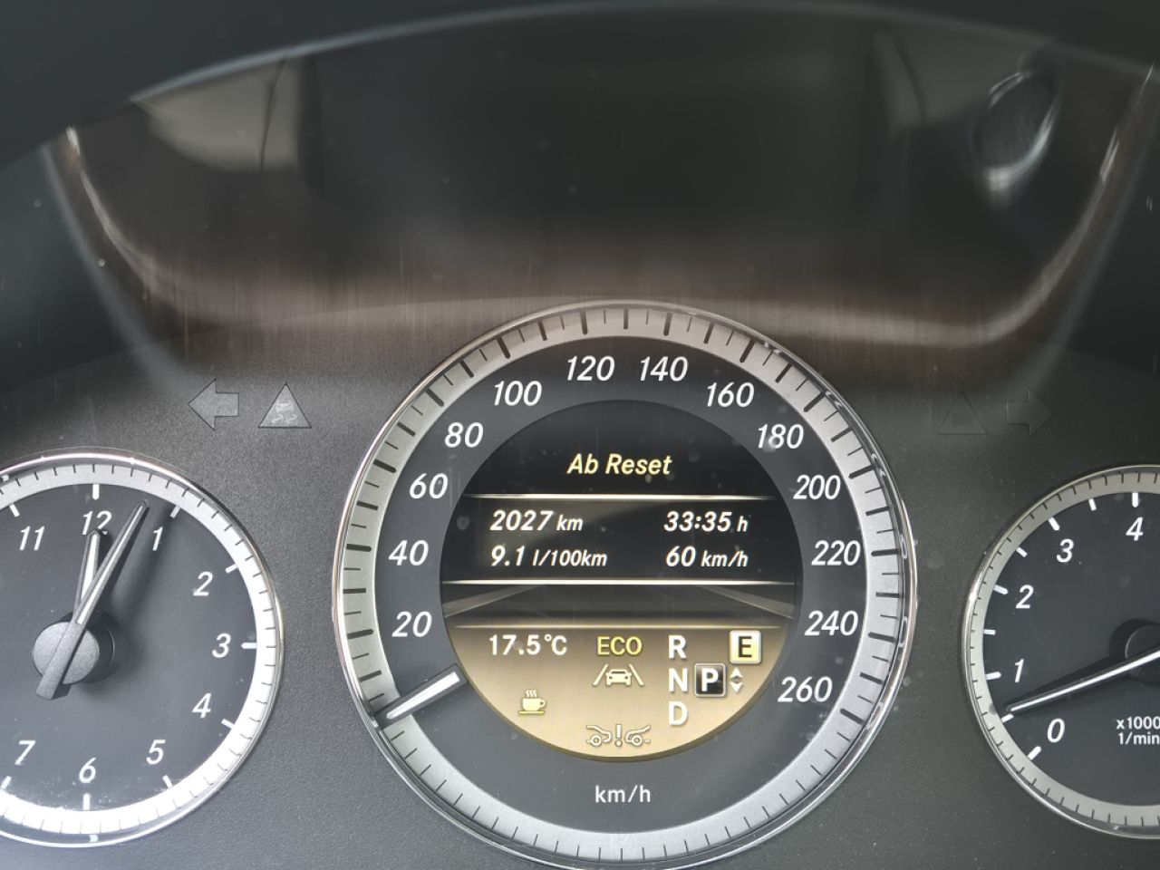 Mercedes Benz E 350 CGI 4 Matic