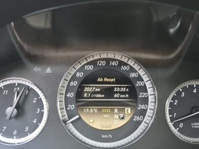 Mercedes Benz E 350 CGI 4 Matic