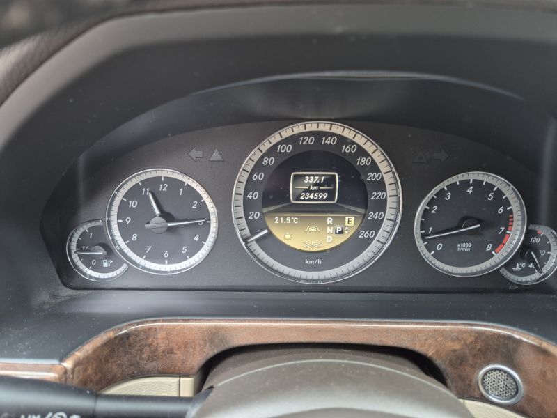 Mercedes Benz E 350 CGI 4 Matic