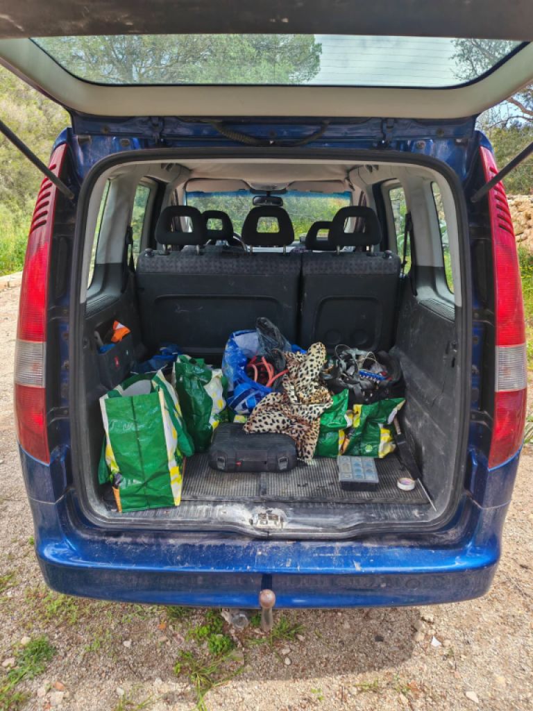 Mercedes Benz Vaneo Diesel, 08/2004, 91 PS, TÜV bis 09.12.26, blau, Anhängerkupplung & PKW-Anhänger