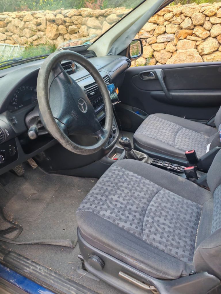 Mercedes Benz Vaneo Diesel, 08/2004, 91 PS, TÜV bis 09.12.26, blau, Anhängerkupplung & PKW-Anhänger