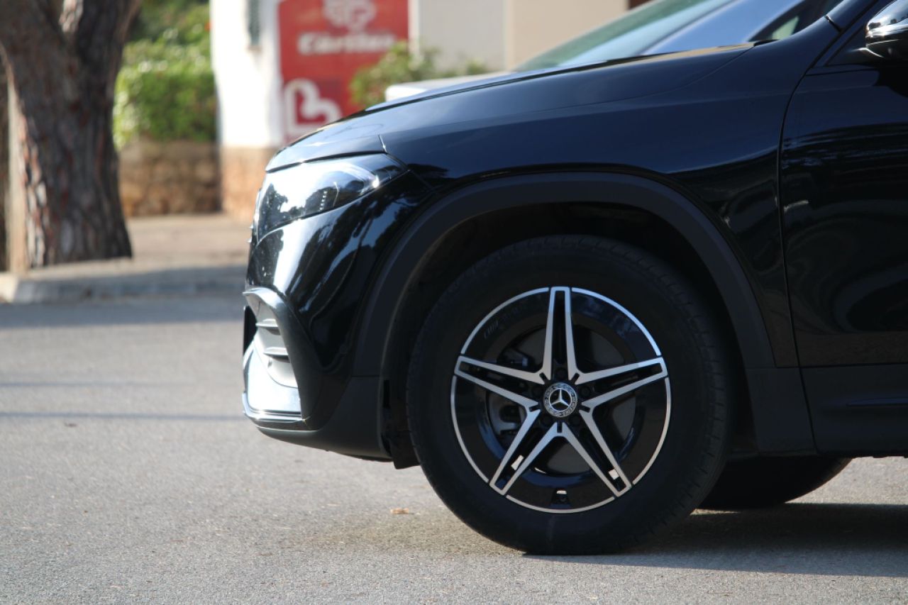 Mercedes EQB 350 4 Matic AMG Line