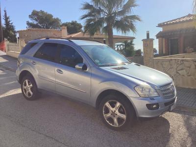 Mercedes ML 320 cdi - equipamiento completo sin enganche!