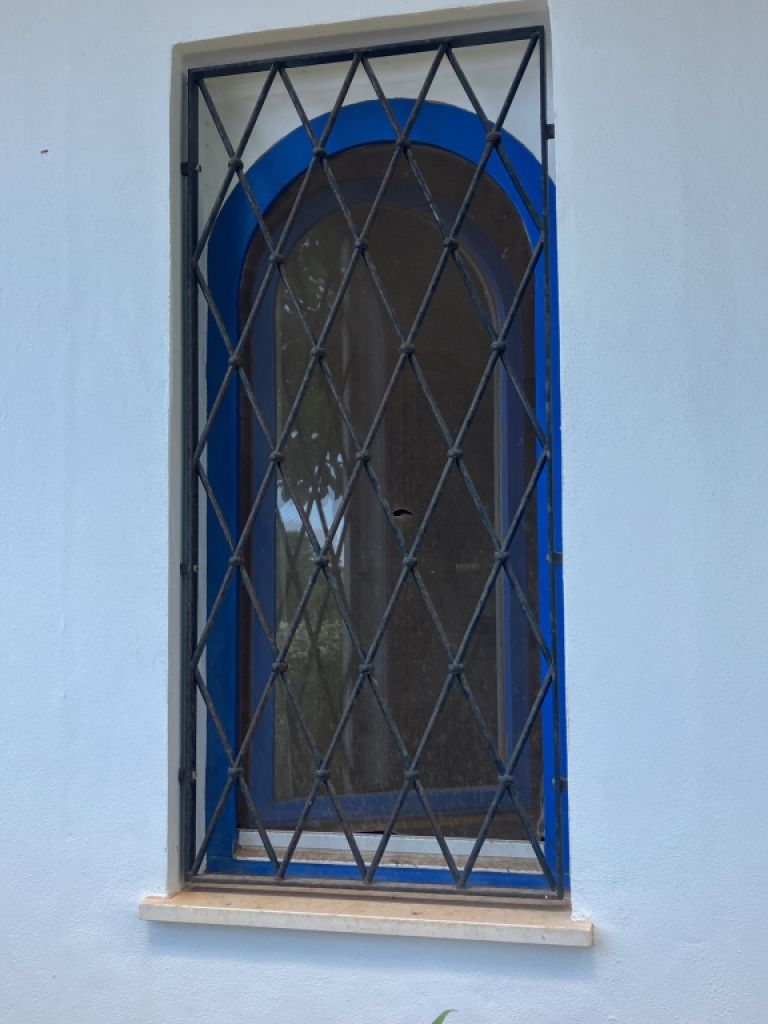 Rejas metálicas para ventanas y puertas