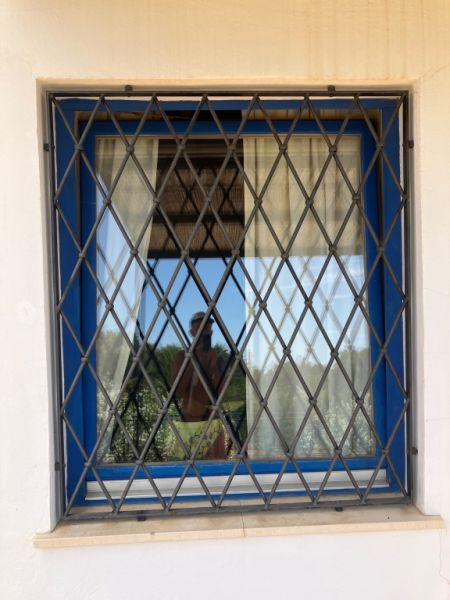 Rejas metálicas para ventanas y puertas