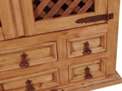 Mueble bar mexicano.