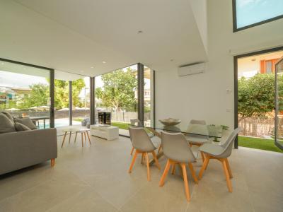 Pareado moderno segunda linea Puerto Alcudia