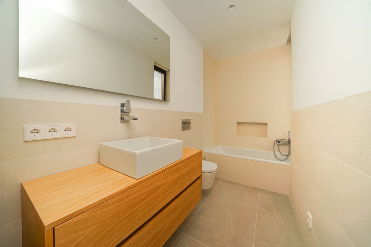 Pareado moderno segunda linea Puerto Alcudia