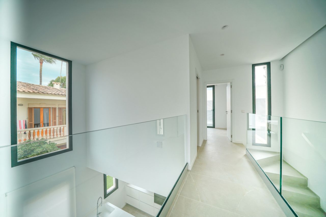 Pareado moderno segunda linea Puerto Alcudia