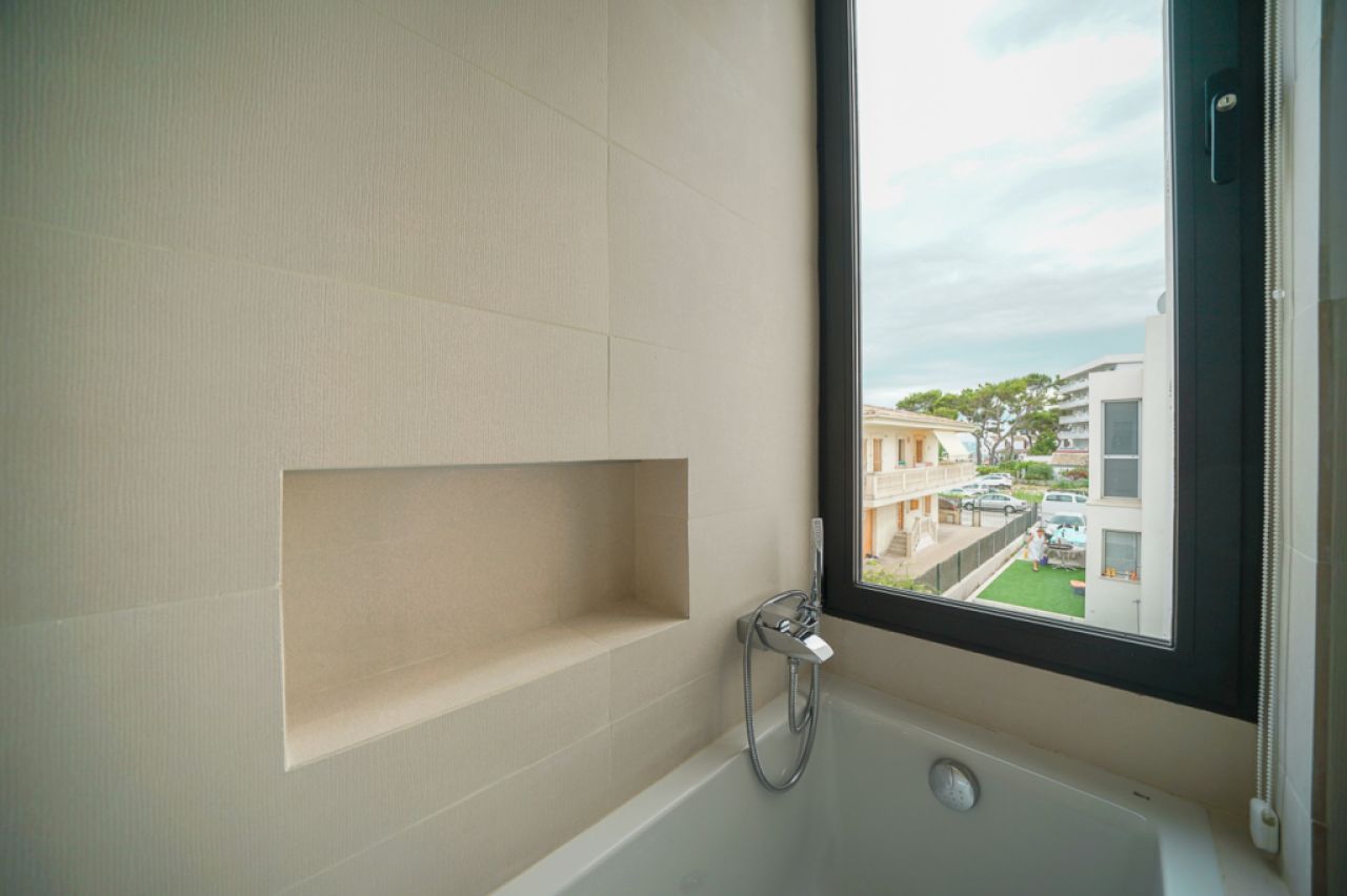 Pareado moderno segunda linea Puerto Alcudia