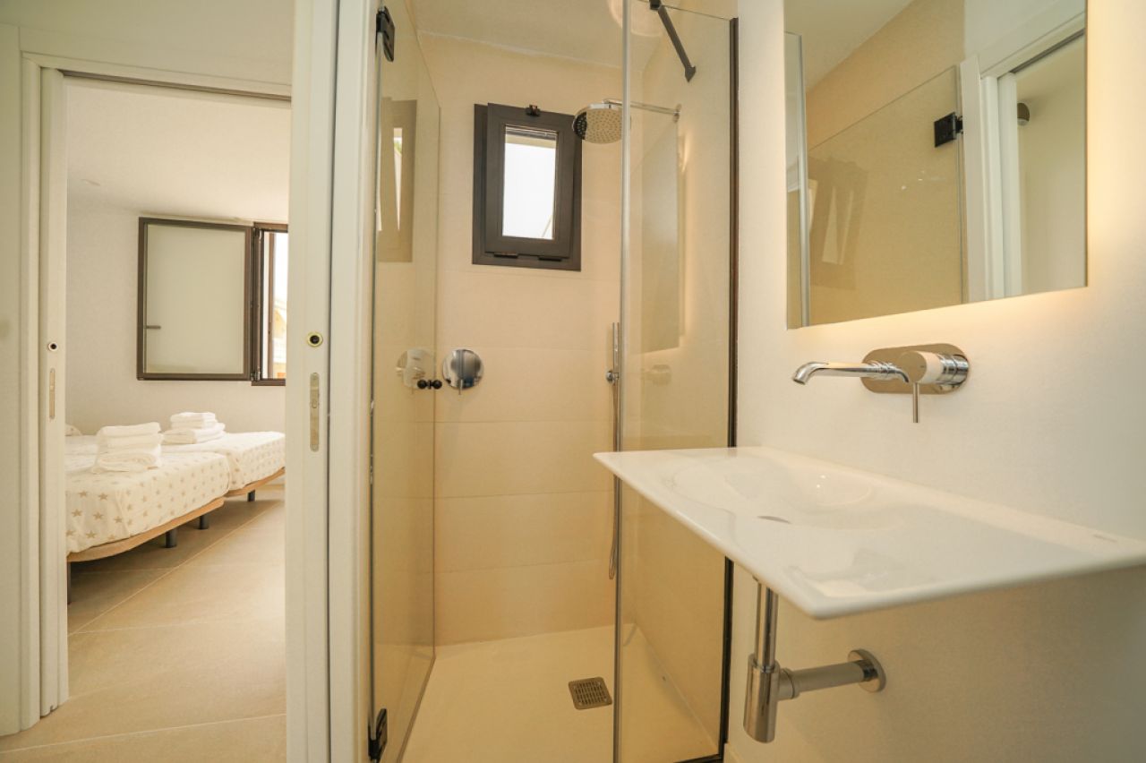 Pareado moderno segunda linea Puerto Alcudia