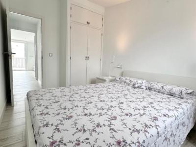 Moderne helle Dachgeschosswohnung in S´Illot