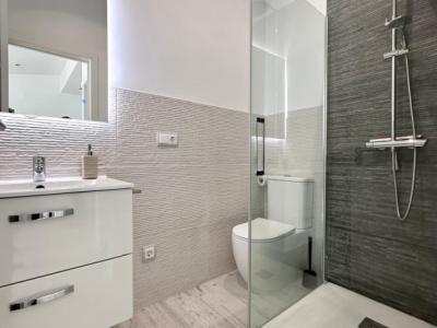 Moderne helle Dachgeschosswohnung in S´Illot