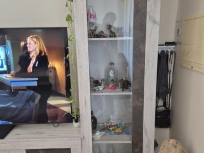 Modern, like-new wall unit