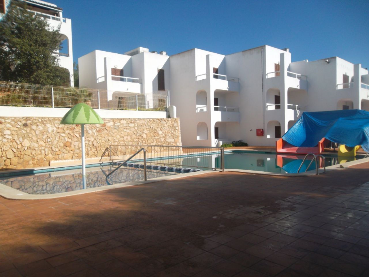 Moderno y luminoso apartamento en planta baja con piscina comunitaria en Cala Dor -- AP 33 VK