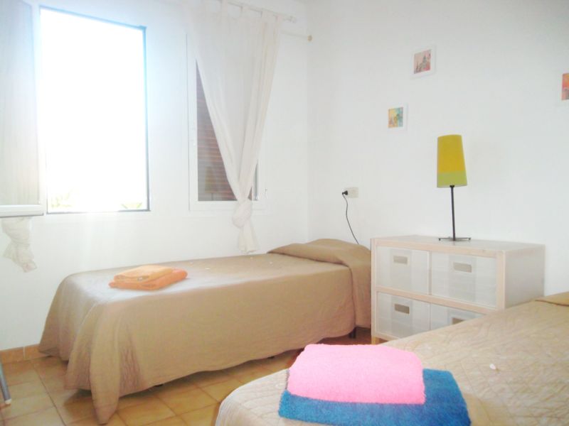 Moderno y luminoso apartamento en planta baja con piscina comunitaria en Cala Dor -- AP 33 VK