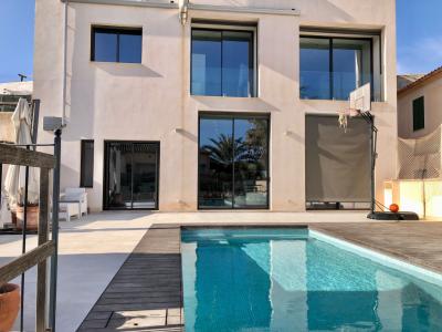Modern 3-storey house with swimming pool, in the town of Cas Concos, Mallorca, June and July 2025