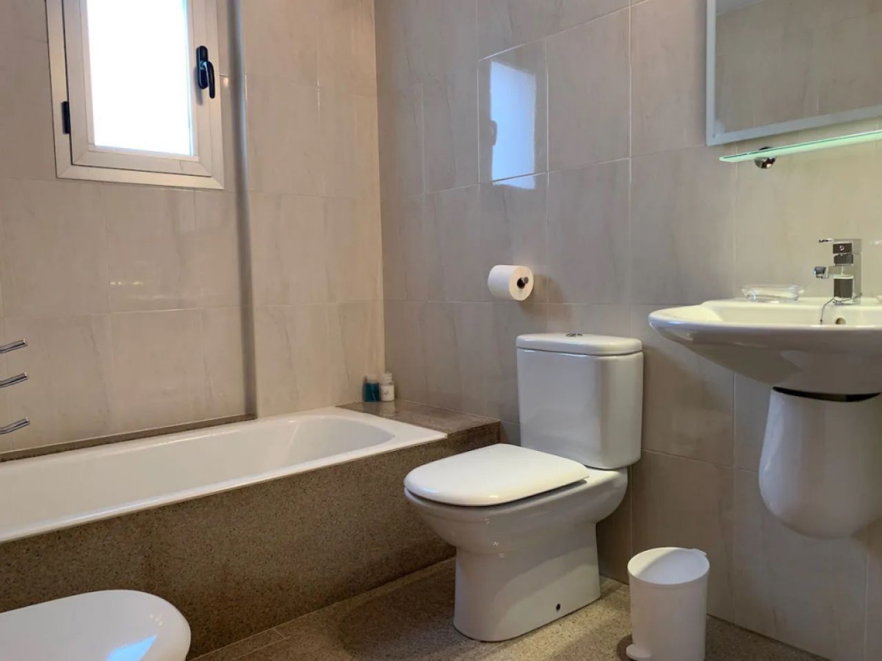 Modernes Apartment mit Aufzug und schöner Dachterrasse im Zentrum von Palma --- AP 12 T