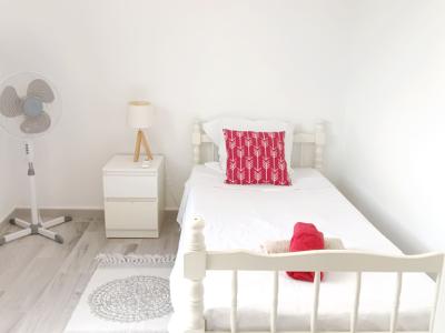 Moderno apartamento con piscina y NK incluido en Arta --- AP 248