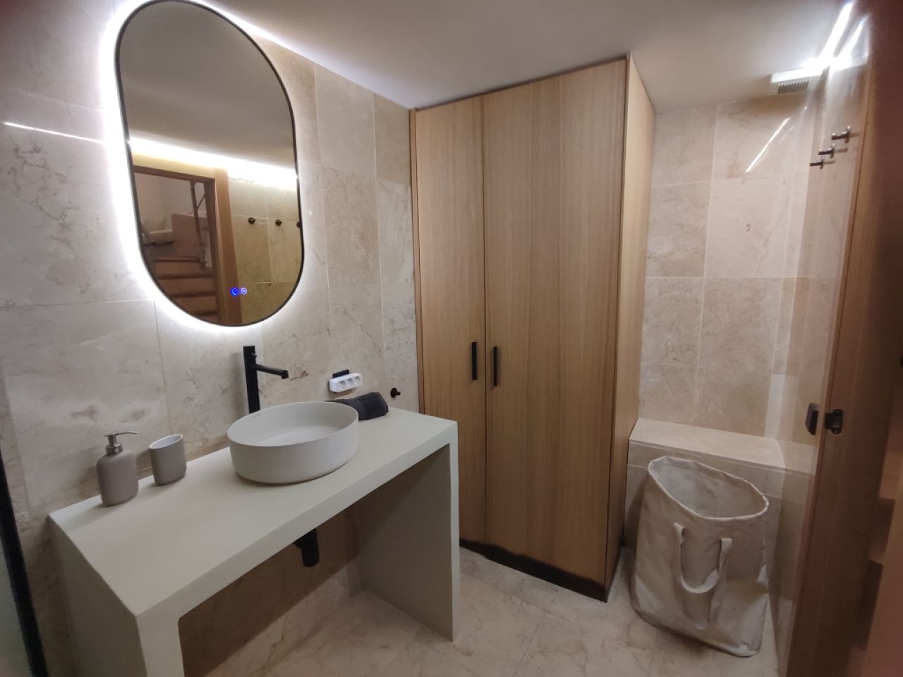 MOdernes Parterreapartment mit OPtion auf Mietkauf mit 2 SZ im Zentrum von Felanitx --- AP 26 VK