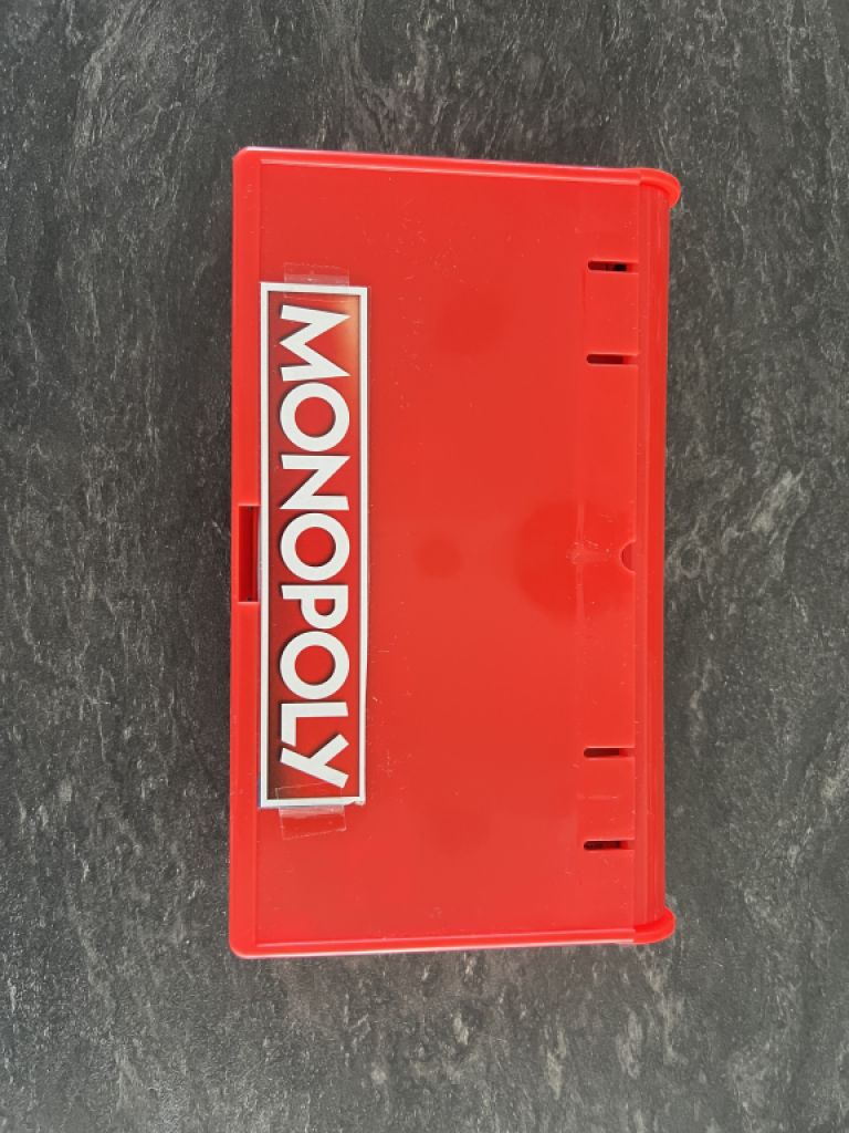 Monopoly Edición de Viaje – nuevo y completo