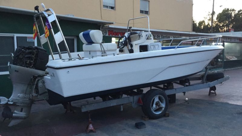 Motorboot GLASTON Boot 5, 90x210 Motor Honda 115CV 4-Takt Einspritzung. Fahrt sehr gut