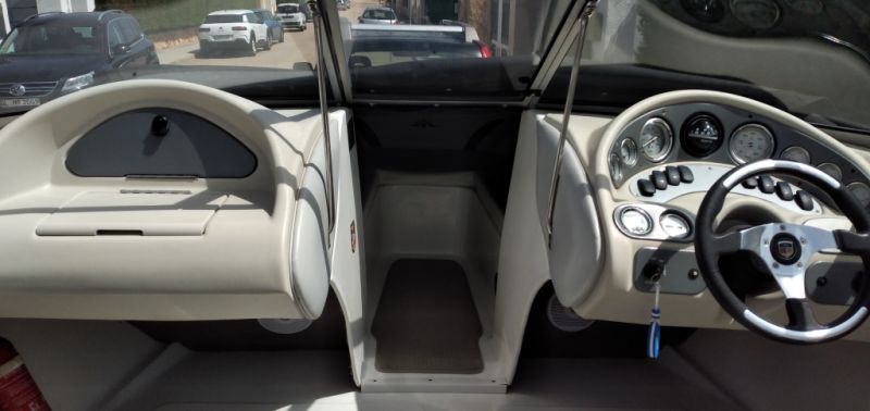 Lancha a motor Mariah SX22