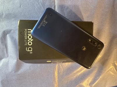Motorola G8