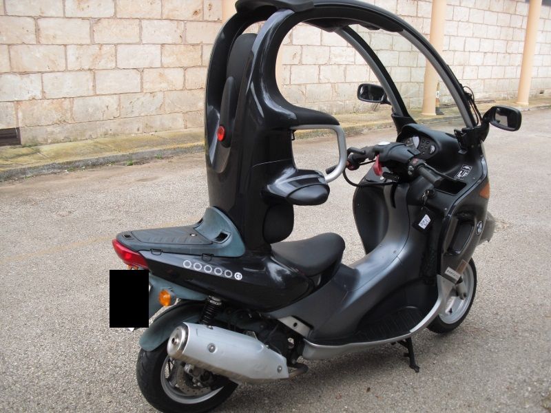 Motorradfahren ohne Helm BMW C1