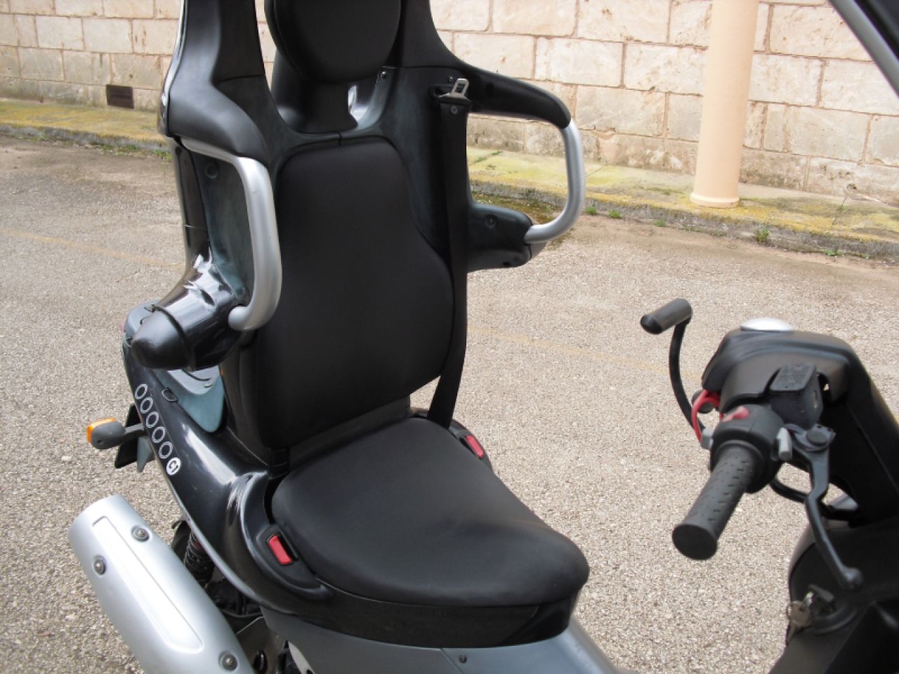 Motorradfahren ohne Helm BMW C1