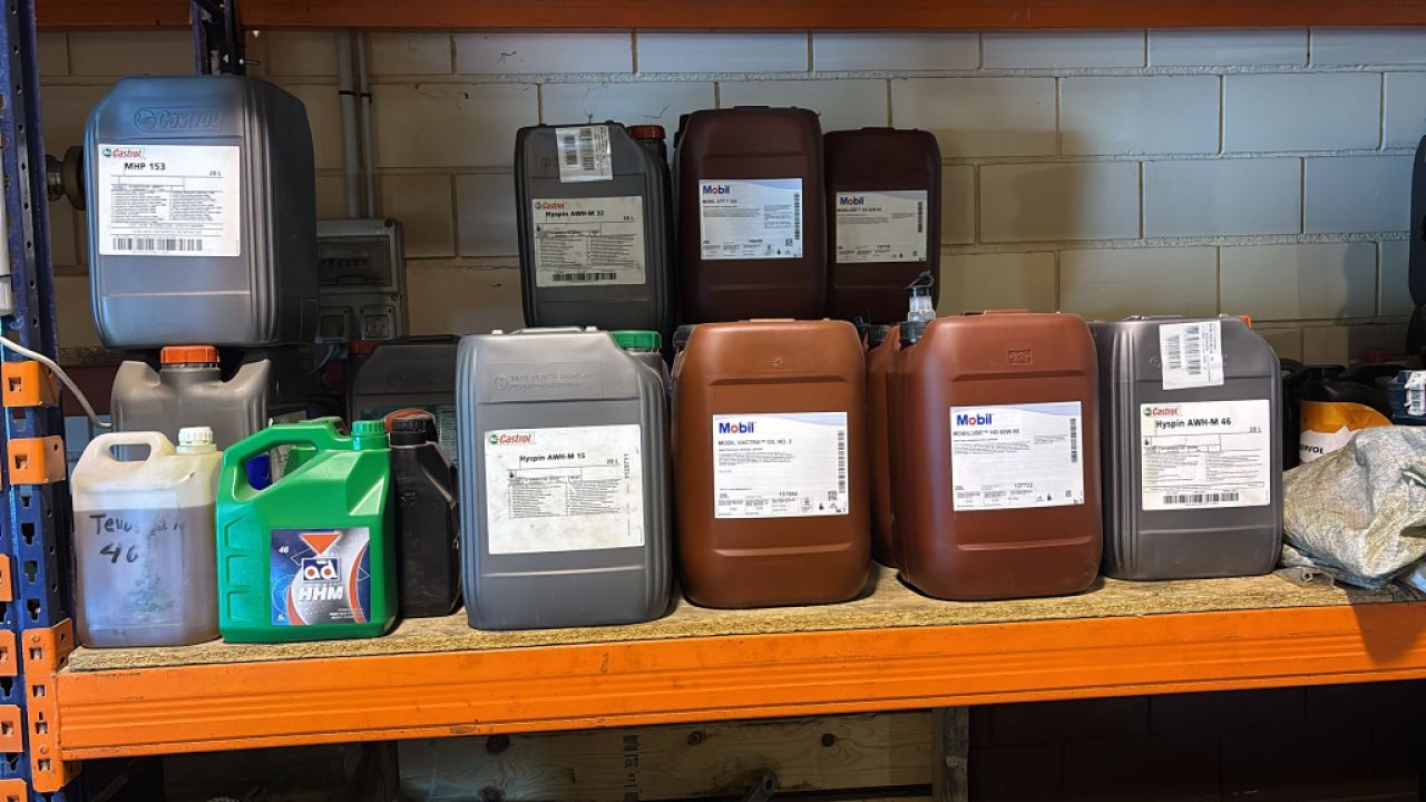 Motorständer (SEALY) & weitere Artikel