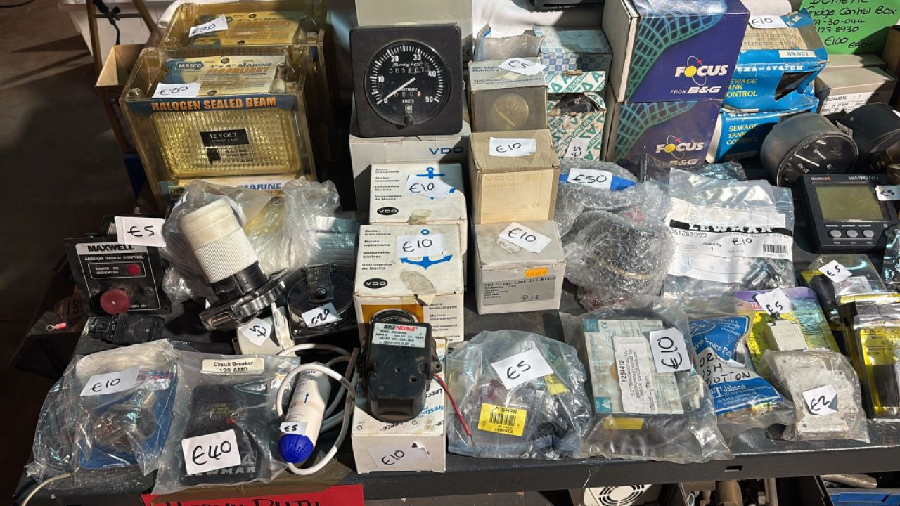 Motorständer (SEALY) & weitere Artikel