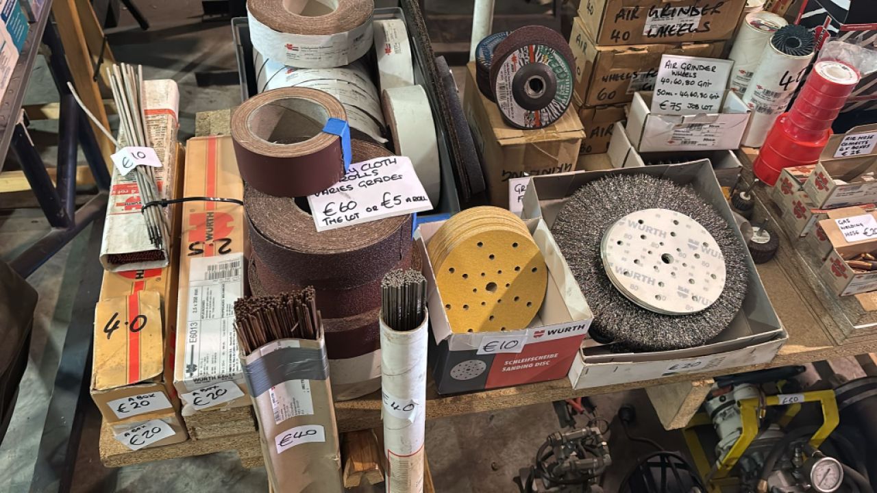 Motorständer (SEALY) & weitere Artikel