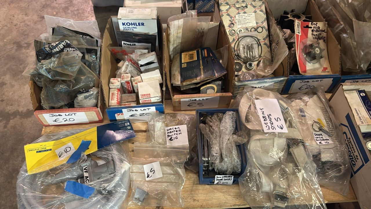 Motorständer (SEALY) & weitere Artikel