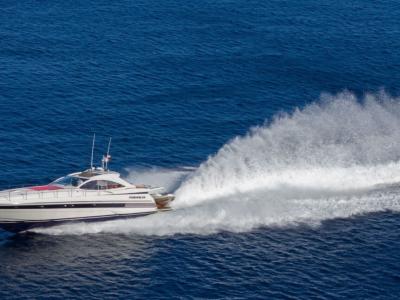 Motoryacht Motorboot Powerboot Pershing 54 Tausch mit Immobilie Boot Yacht  Auto möglich