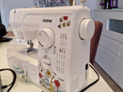 Máquina de coser Brother JX2517 – como nueva