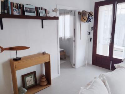 Nebensaison: Chalet mit Meerblick in Port de Canonge - Banyabulfar--- CH 16 WT