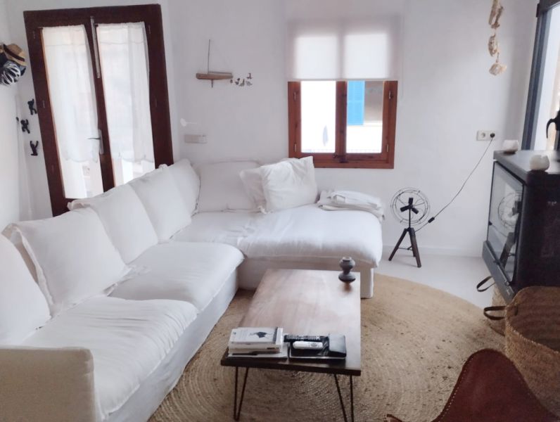 Nebensaison: Chalet mit Meerblick in Port de Canonge - Banyabulfar--- CH 16 WT