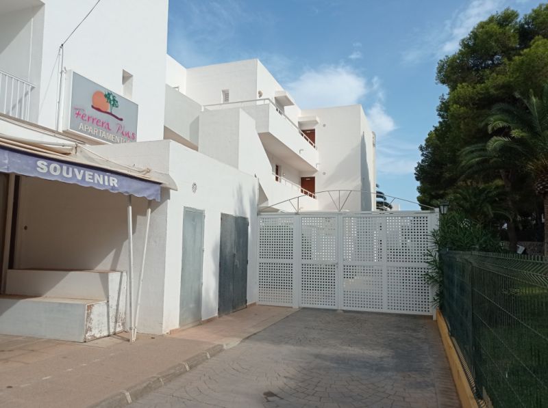 Nettes Apartment direkt an der Cala Ferrera -- AP 10