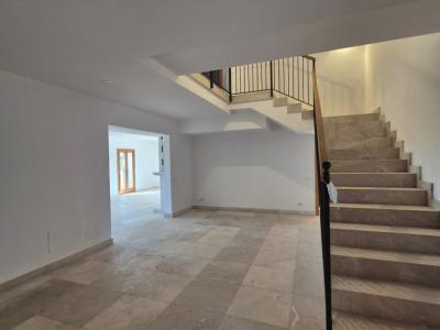 Finca rústica de nueva construcción con vistas a la Serra de Tramuntana – Inca