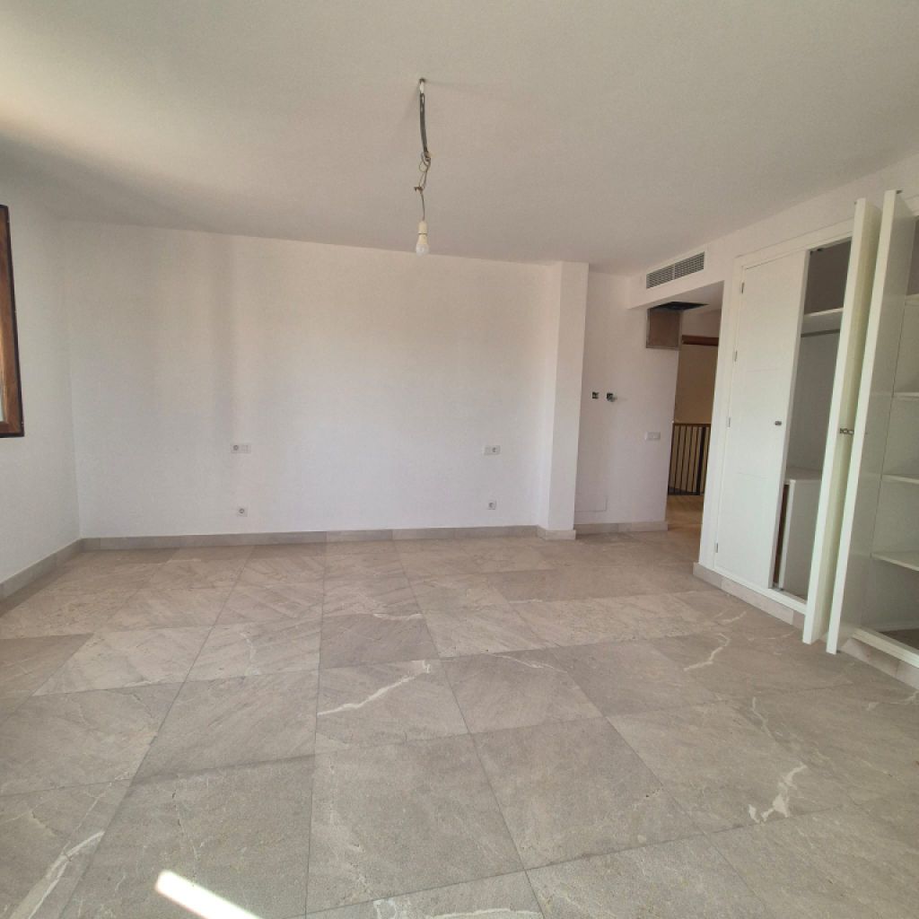 Finca rústica de nueva construcción con vistas a la Serra de Tramuntana – Inca