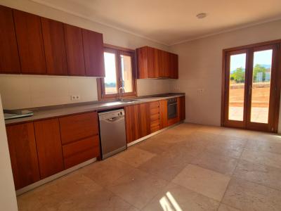 Finca rústica de nueva construcción con vistas a la Serra de Tramuntana – Inca