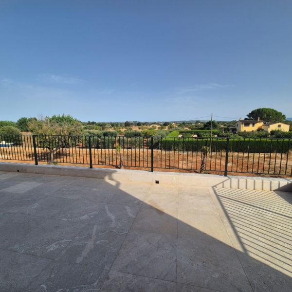 Finca rústica de nueva construcción con vistas a la Serra de Tramuntana – Inca