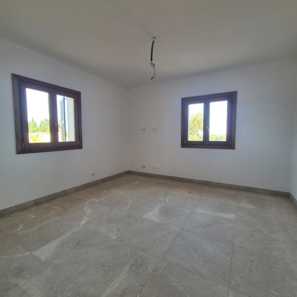 Finca rústica de nueva construcción con vistas a la Serra de Tramuntana – Inca